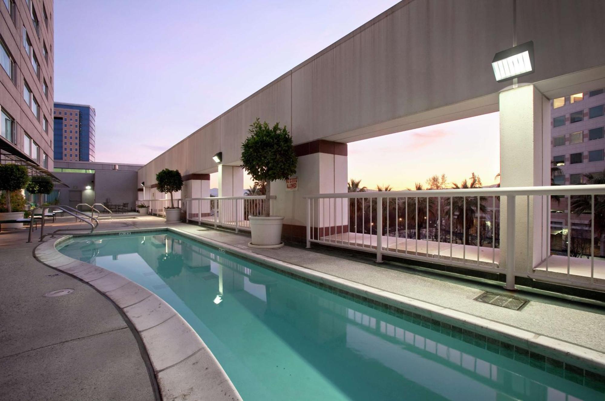 Hilton San Jose Hotel Exterior foto